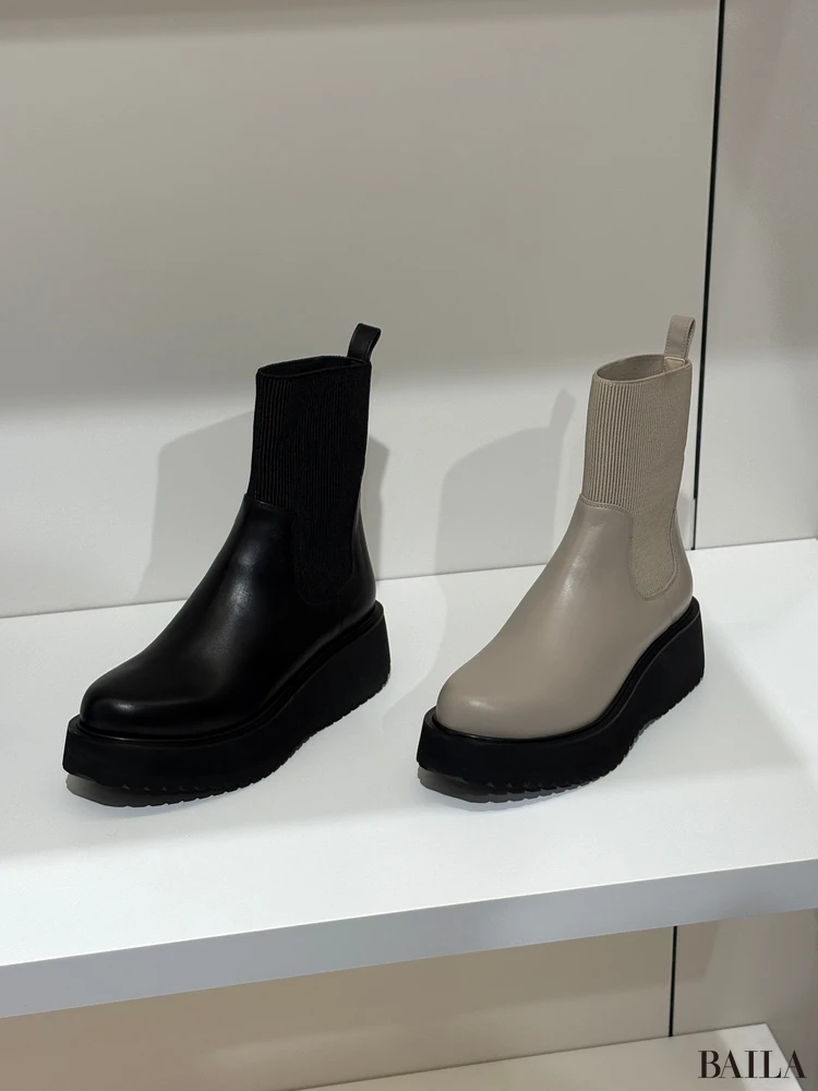 ダイアナのショートブーツ