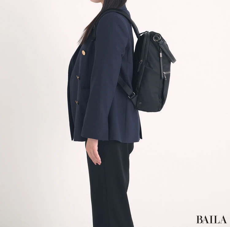 トゥミ　リュック　着用感　サイド