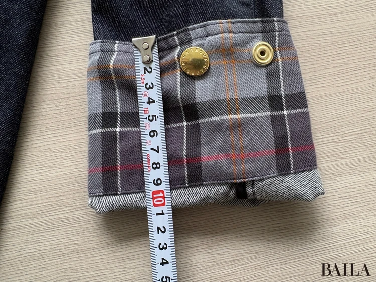 折り返しで出るチェックの部分は約9.5cmです。