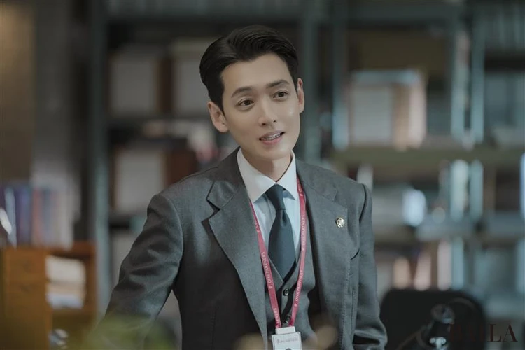 『プロボノ: アナタの正義救います!』：チョン・ギョンホ