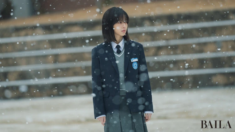 『魔女-君を救うメソッド-』：高校時代のミジョン（ノ・ジョンウィ）