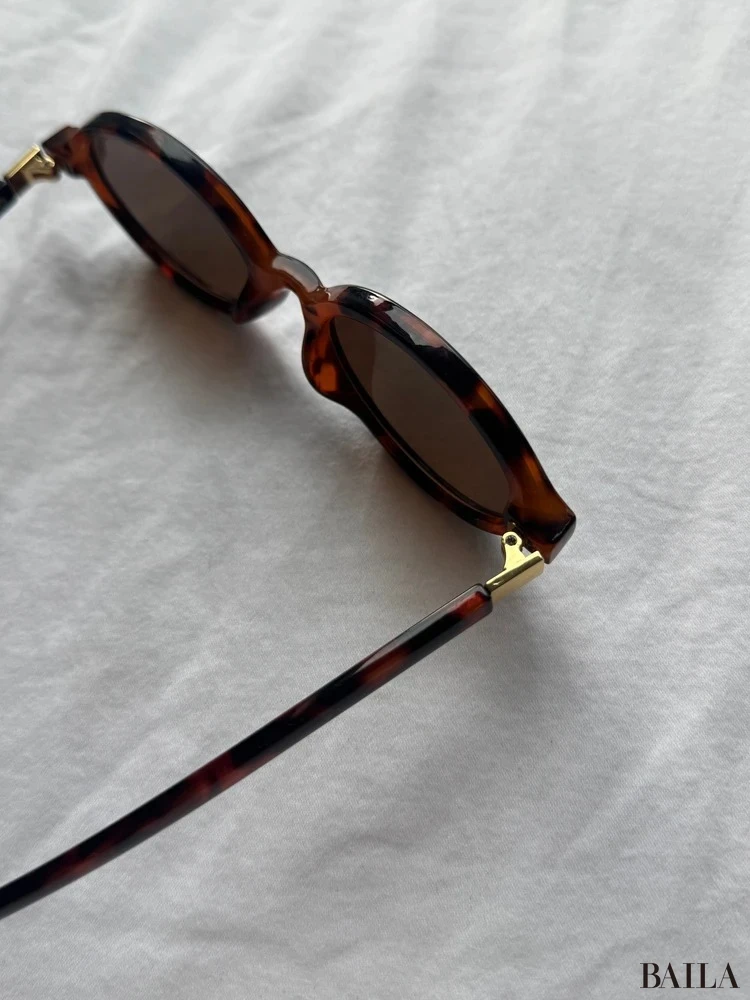 【2025夏の最新サングラスまとめ】人気ブランドからプチプラまでスーパーバイラーズの愛用品は？_21