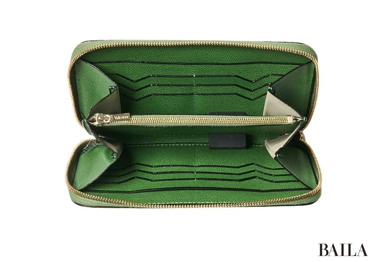 ヴァレクストラ　財布の中