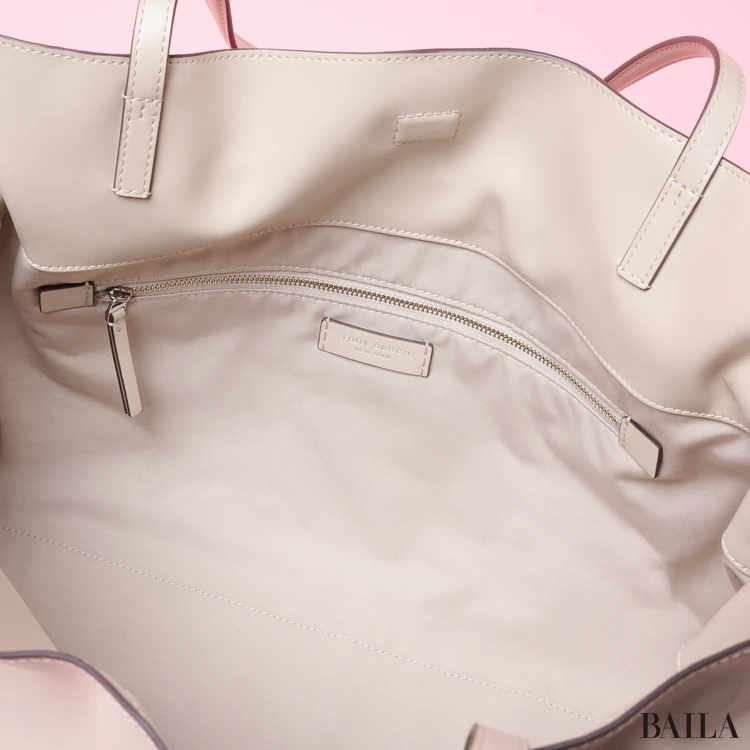 トリー バーチ エラ NATUURA™ ドローストリング トートバッグ メインスペース PC専用ポケット