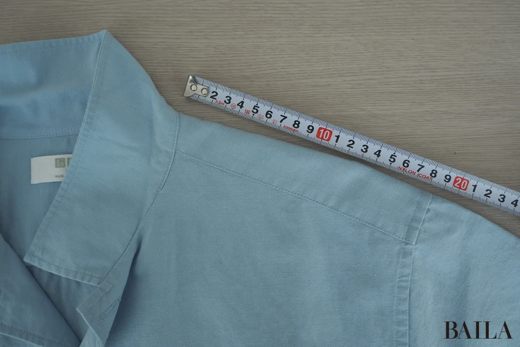 肩(襟〜切り替え部分):約18.5cm
