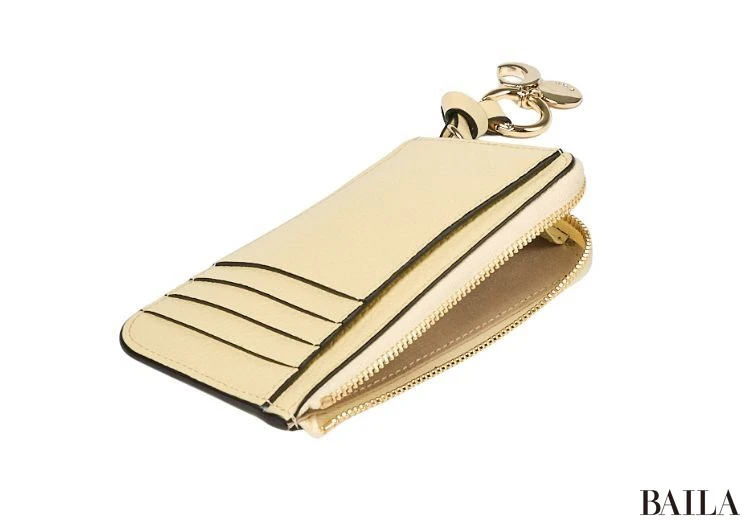 クロエ　財布の中