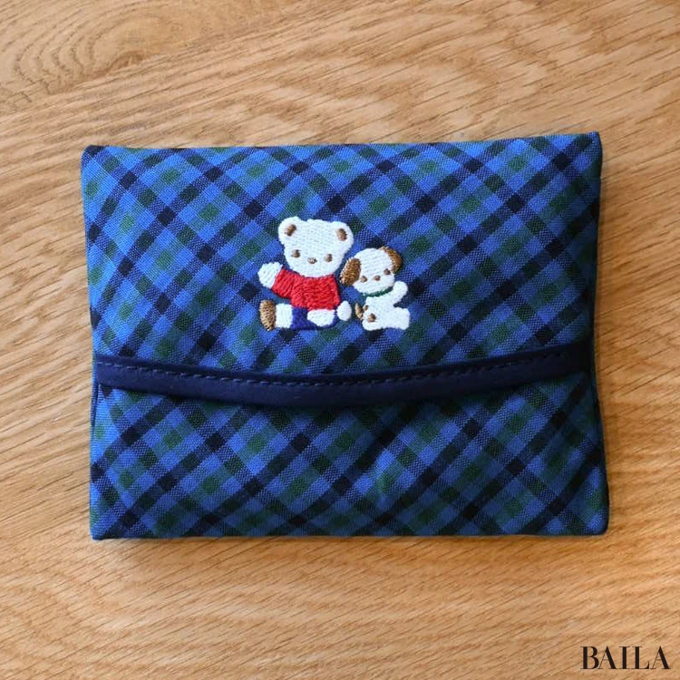 ファミリア（familiar）のティッシュケース