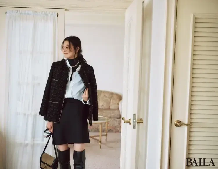 タートルネックシャツ　大人女子コーデ