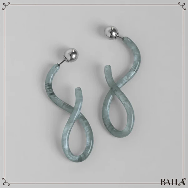 水瓶座 開運ジュエリー 2025年12月後半 mimi33のピアス