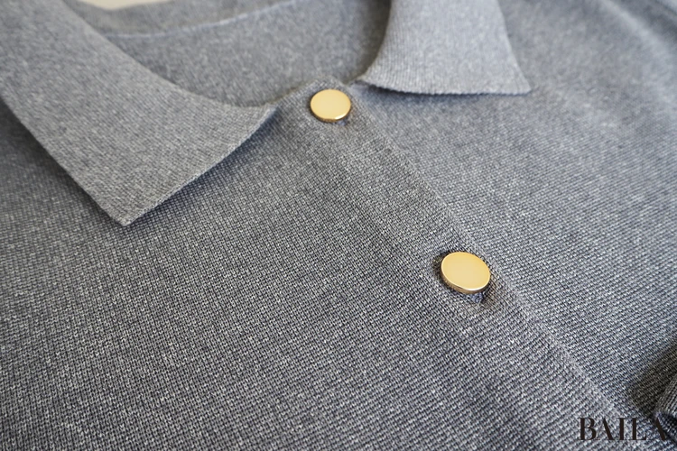 色み：グレーがもたらす上品さと万能感