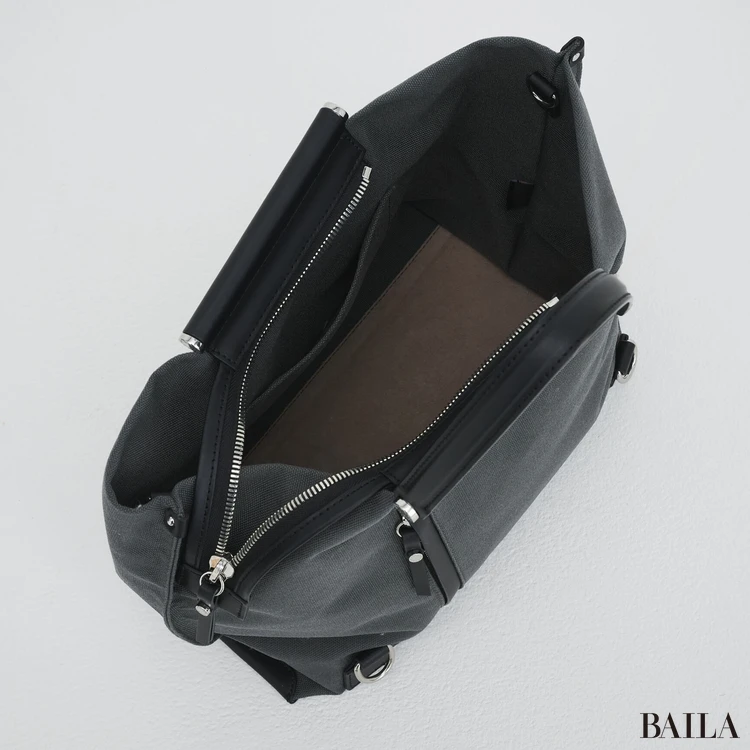 イアクッチ　リュック　内側