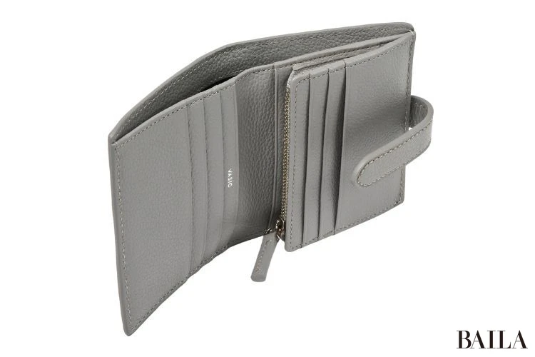 ヴァジック　財布の中