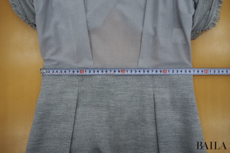 ウエスト(パンツ):約37cm