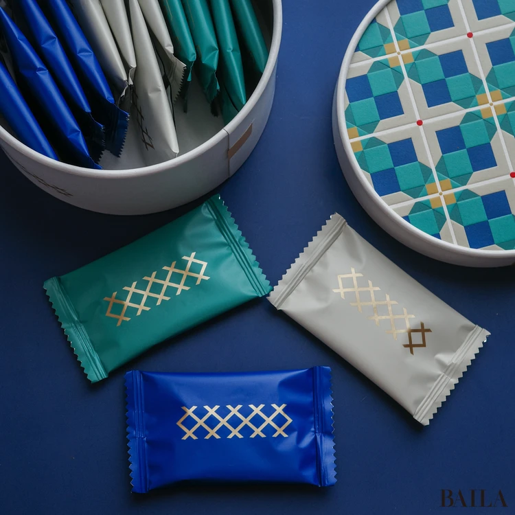 トーキョー煎餅のあられ「KAORIキッチン」」の中身