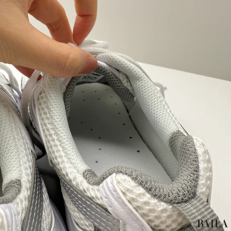 ニューバランス 530 インソール