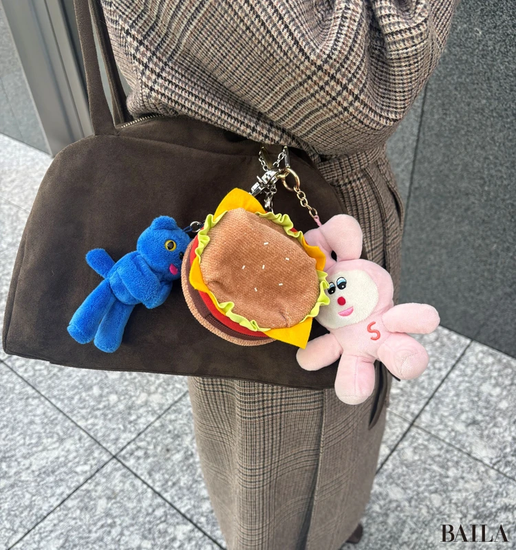 バッグにつけたハンバーガーチャーム