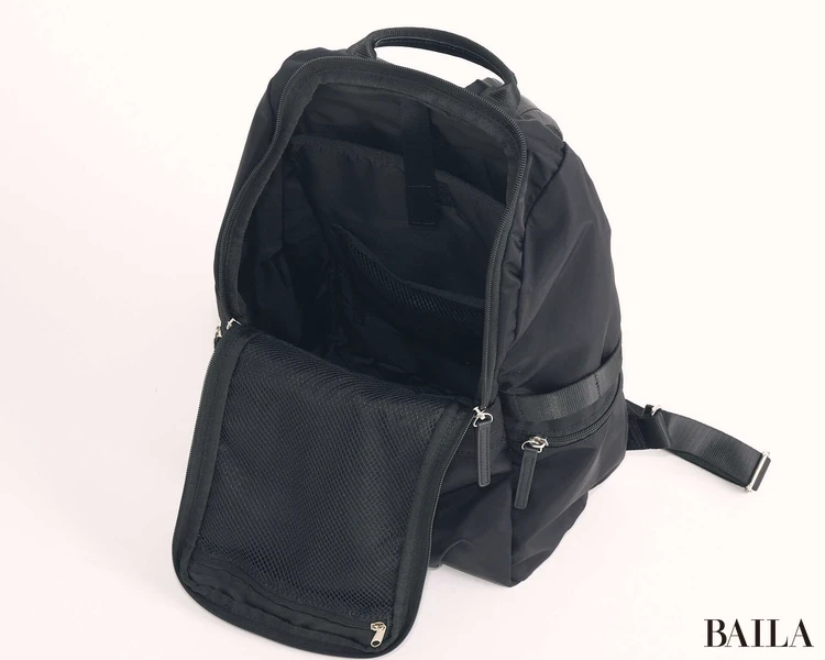 アイシービー　リュック　構造　上のポケット