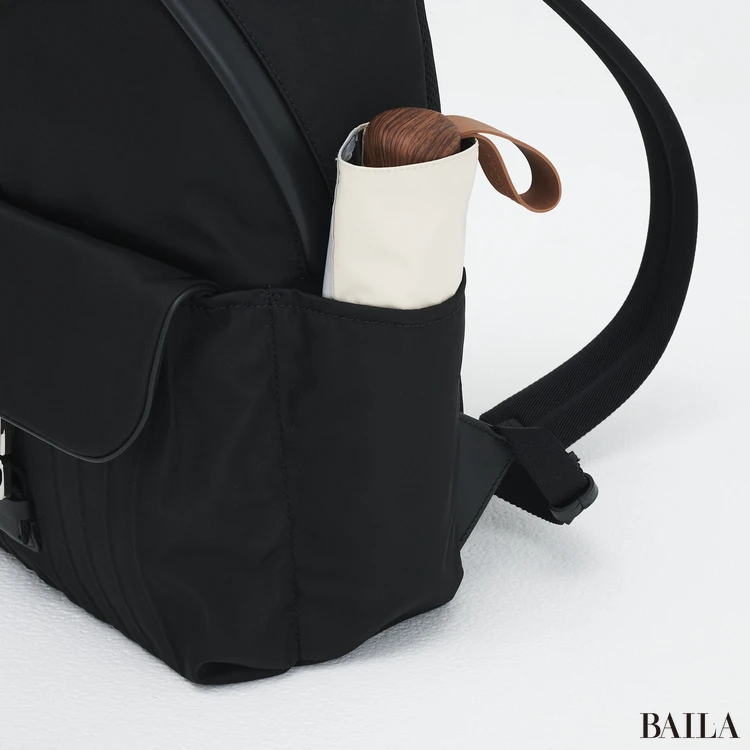 リモワ　リュック　サイドポケット