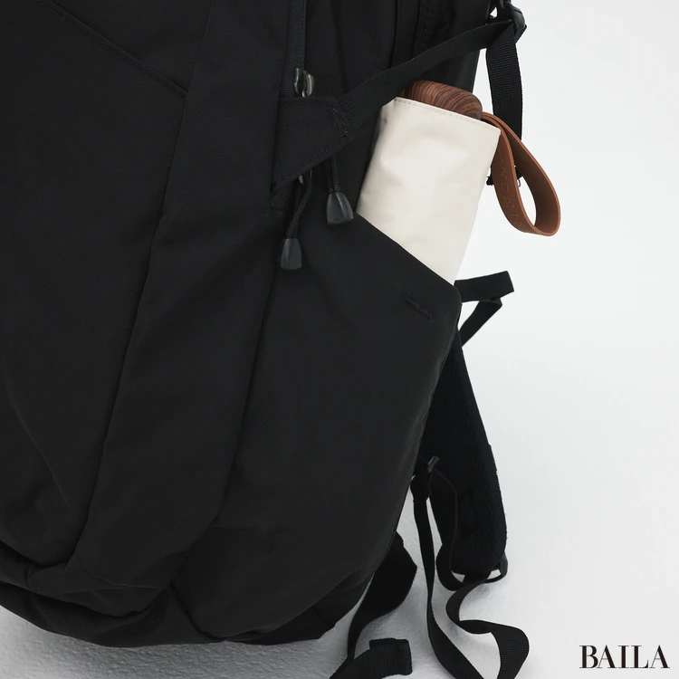 コロンビア　リュック　サイドポケット