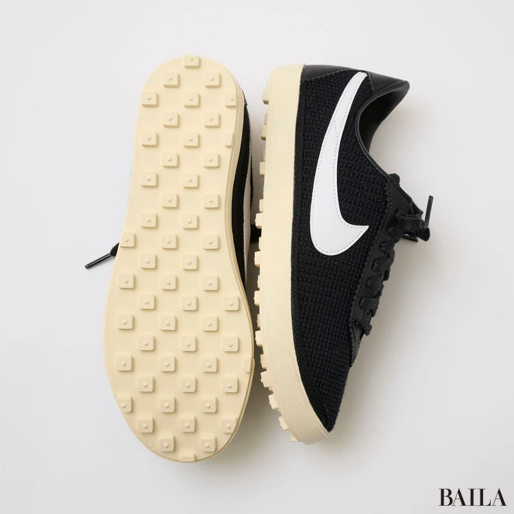 ナイキのスニーカー　歩きやすい　アストログラバー