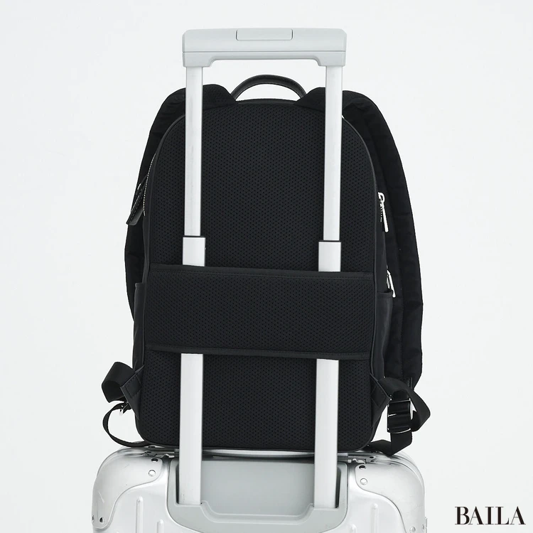 マイケル・コース　リュック　背面スリーブ