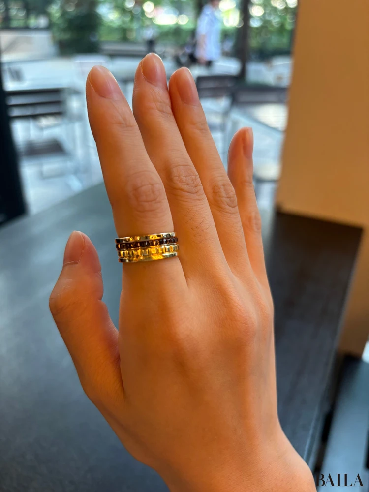 バイラーズ「手もとアクセ」アイデア5選！ ステディブランドからハイブランドまで シンプル派におすすめしたいアイディアがいっぱい_2