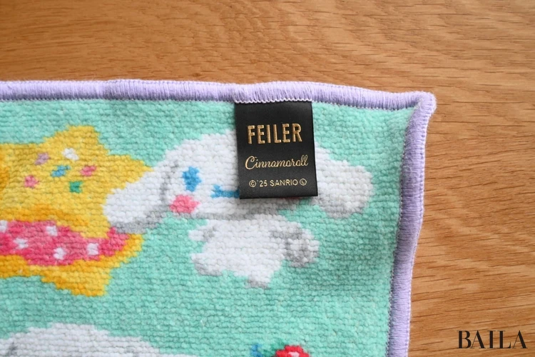 フェイラーのタオルハンカチ　シナモロールのデザイン　タグ