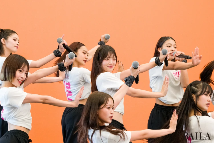 ガルバト4次審査候補者　ブラックチームのパフォーマンス写真（寄り）