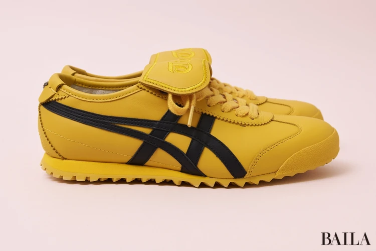 オニツカタイガーのスニーカー　歩きやすい　ゴルフ