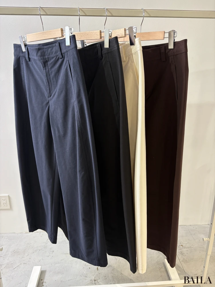 ジャージーバレルレッグジーンズ（￥3990）カラバリ