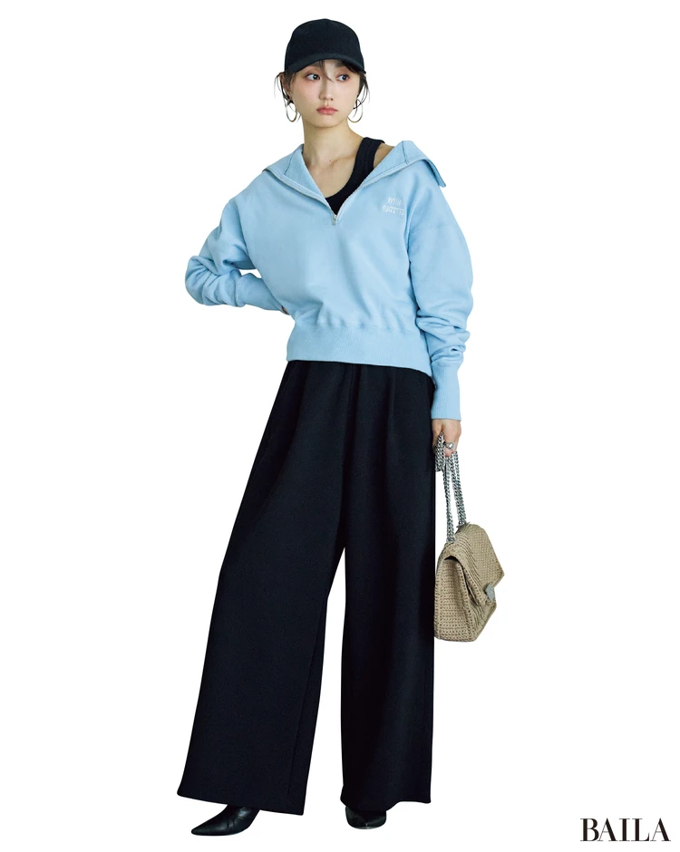 気温20度の【リラックスコーデ】新川優愛　スウェットコーデ