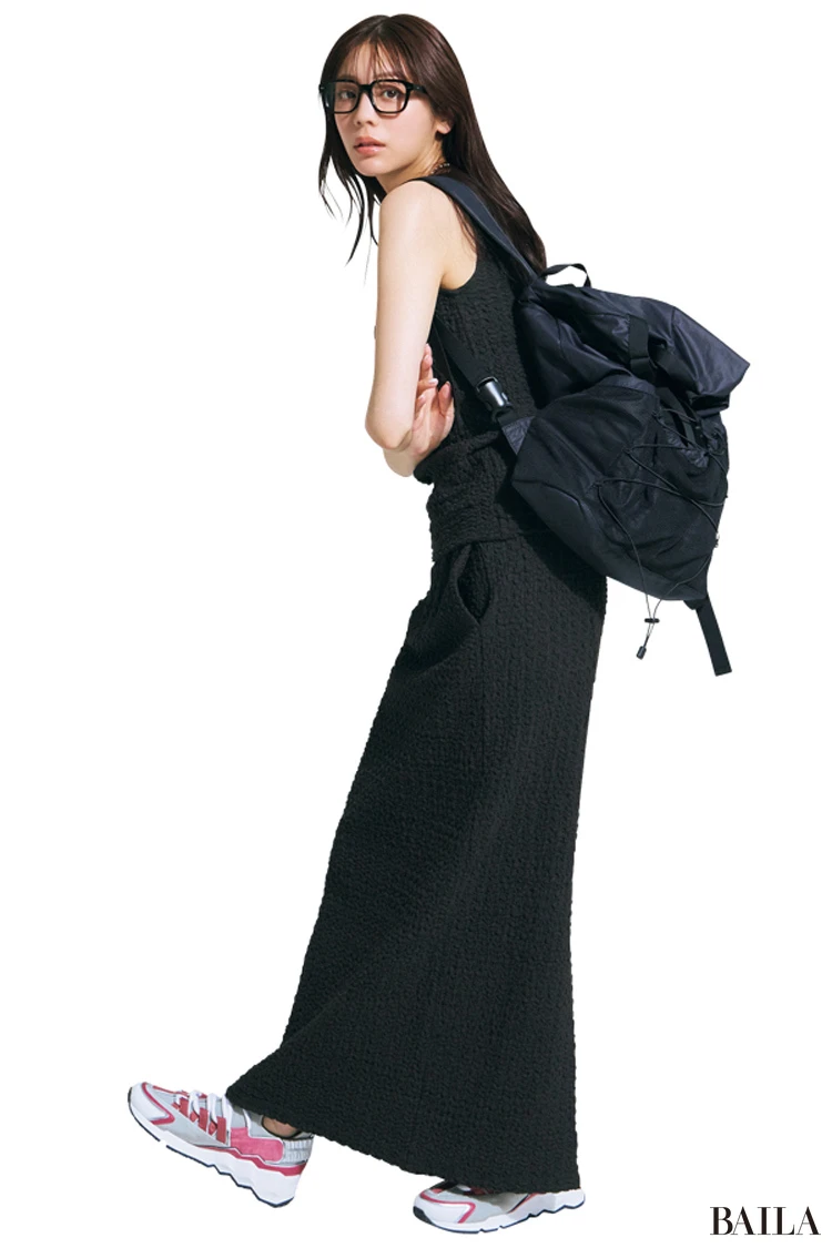 ラクして華やぐジャカードをカジュアルな日の相棒に