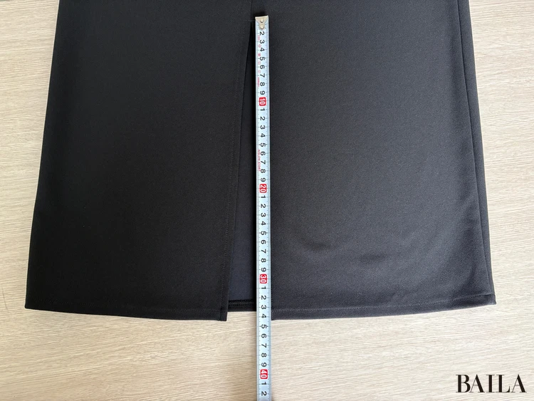 スリットの深さ：約34cm