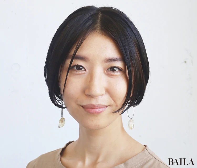 洗練ショートボブ　正面