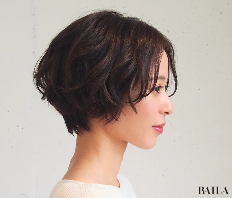ニュアンスパーマのショートボブ　サイド