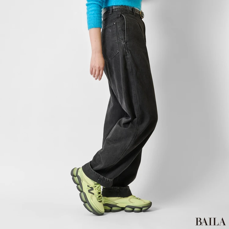 ニューバランスのスニーカーを試着　Abzorb2000　デニムコーデ