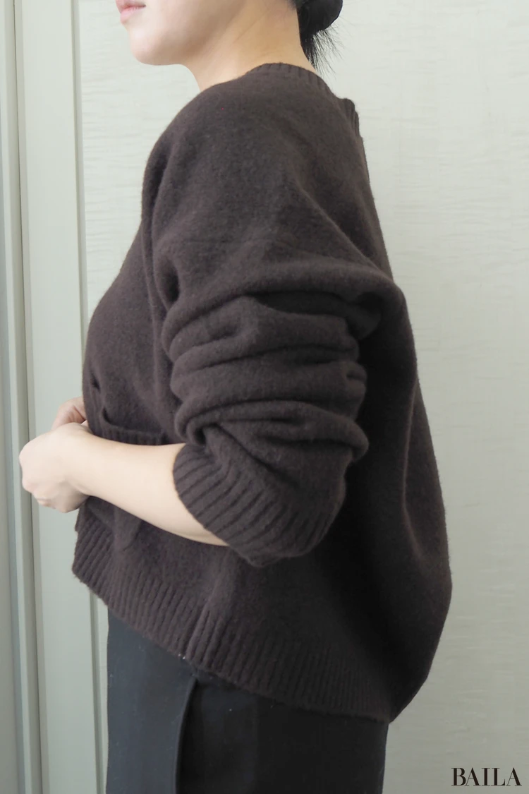 身長162cm ユニクロ スフレヤーンショートカーディガン ダークブラウン Mサイズ 横　ックスアンクルパンツロップショルダー