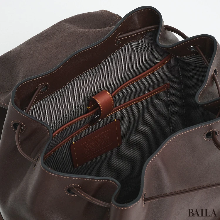 コーチ　リュック　内側