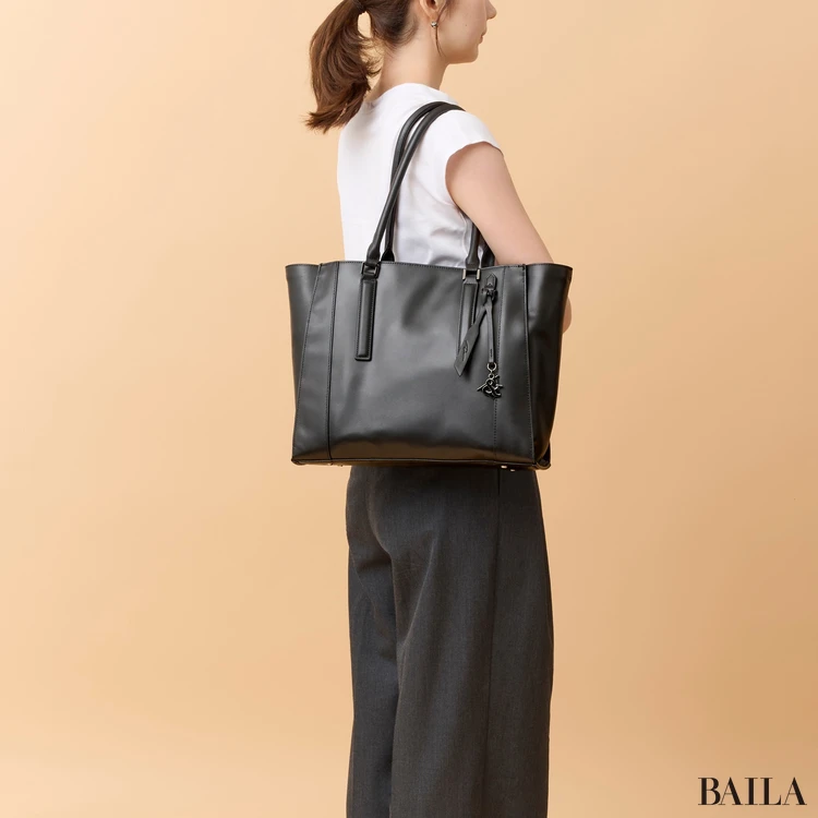 ダブルアンド デイナイト グルマンキー レザートート サイズ感