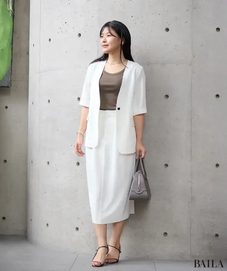 【オフィスカジュアル新定番】レディース 半袖ジャケットコーデ13選! 働くBAILA世代にも似合う夏のアクティブで品のあるオフィスカジュアル_15