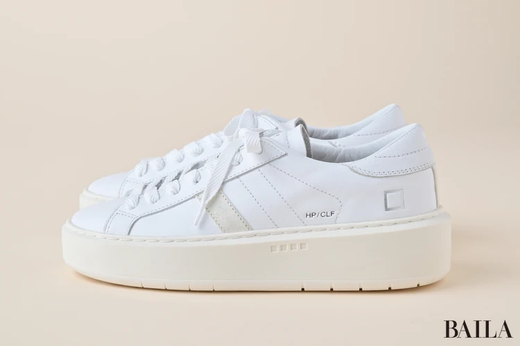 D.A.T.E.(デイト) HILL LOW PLATFORM CALF サイドから見た様子