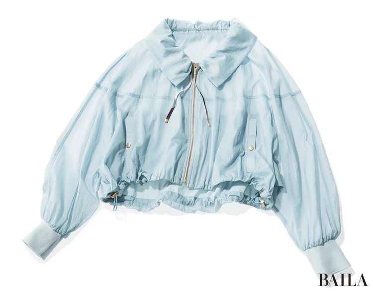 ブルーレーベル・クレストブリッジ」のシアーブルゾンが着こなし