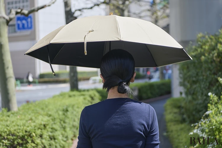 UVOの日傘　遮光率100％！直射日光をしっかり遮る安心感