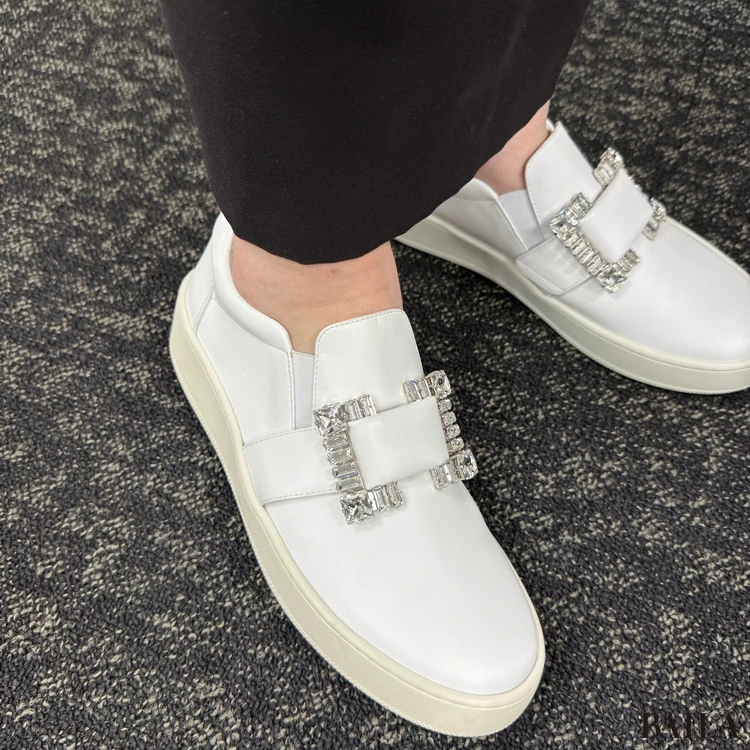 Sergio Rossi(セルジオ ロッシ) TWENTY SPORT 履いた様子