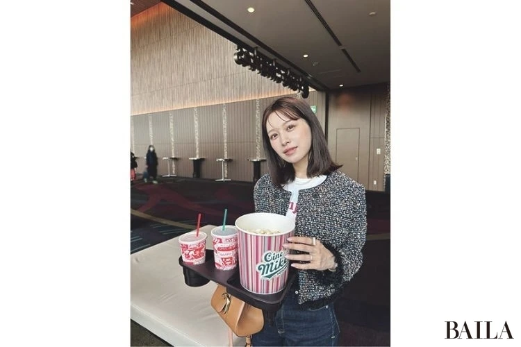 ツイードジャケットコーデ