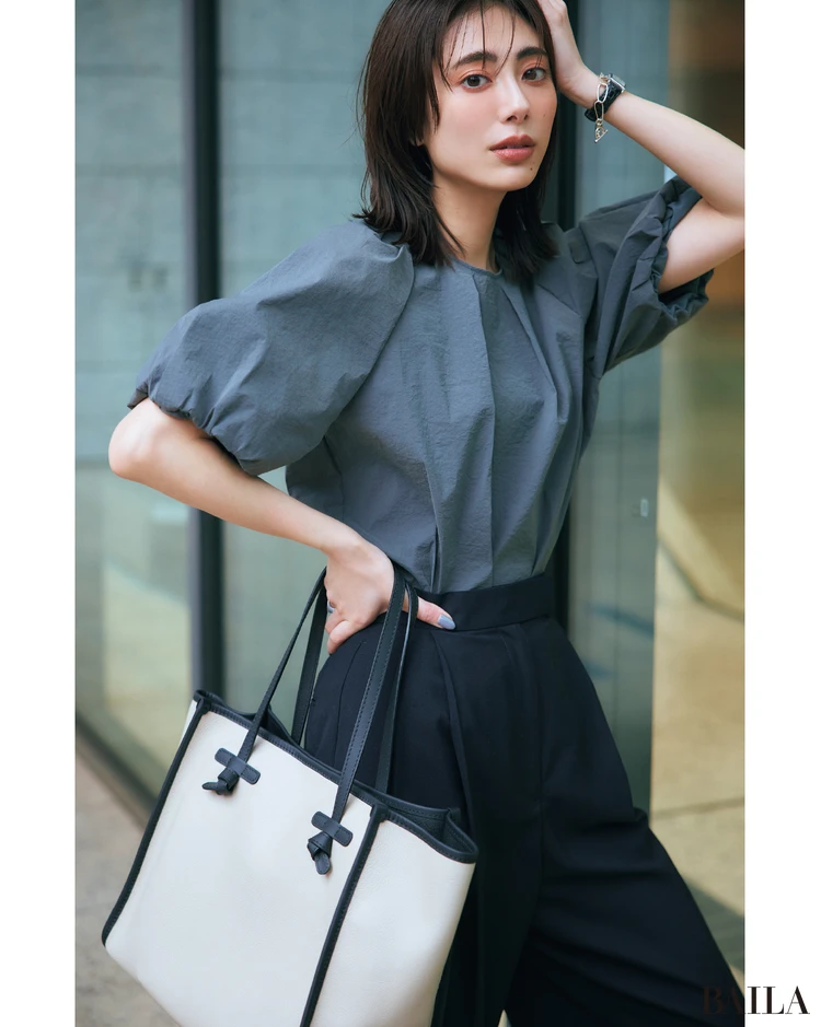 「PLST(プラステ)」のパフスリーブ ブラウス