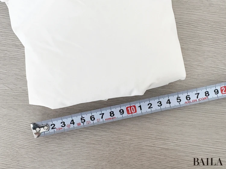 身長162cm ユニクロ ニット 正面 「シームレスダウンパーカ」¥14900 オフホワイト Mサイズ 袖の筒幅:約16cm