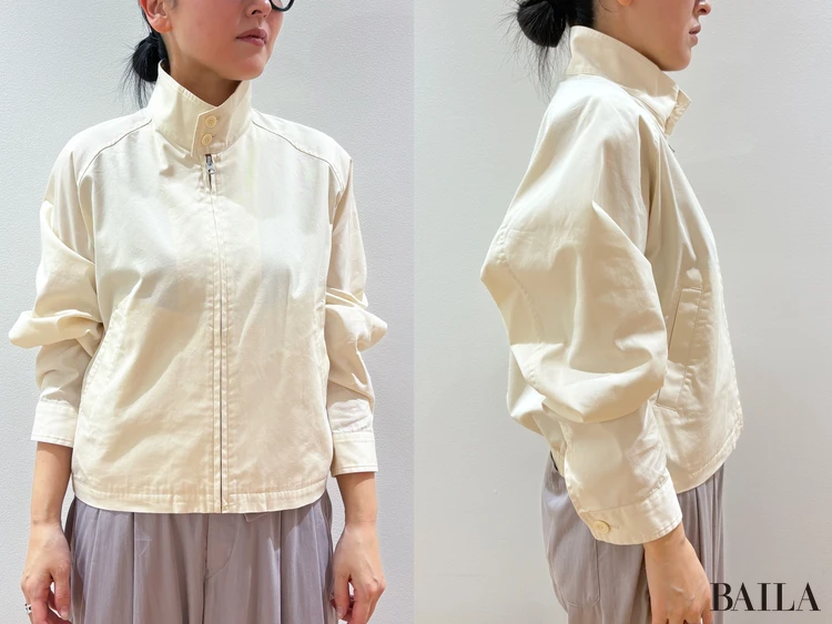 コットンブレンドショートブルゾン￥5990・ウォッシャブルボタンダウンニットベスト￥2990・イージーギャザーパンツ￥4990／Uniqlo U（ユニクロ）