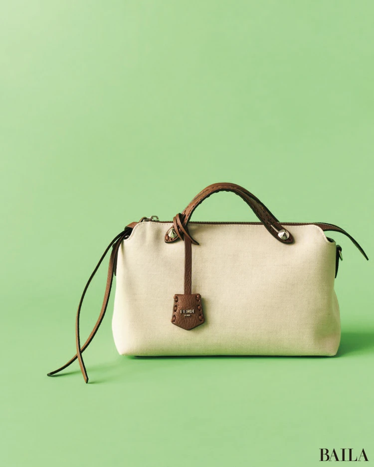 【FENDI（フェンディ）】ラグジュアリーを軽快に楽しめる。日本限定のアイコンバッグをチェック
