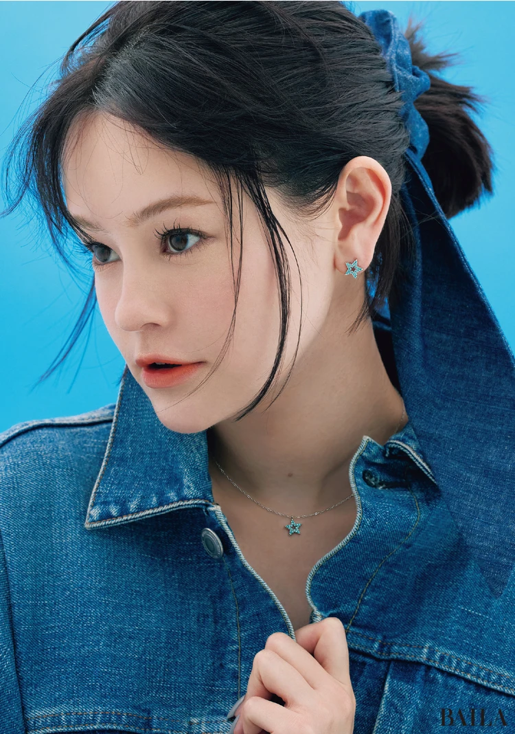 ブルーの色石ジュエリー ピュアでクリアな輝きが 涼感たっぷりで夏らしい